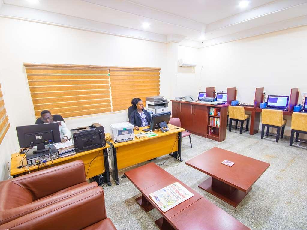 Denis Hotel Abuja Mobushipe Facilities photo
