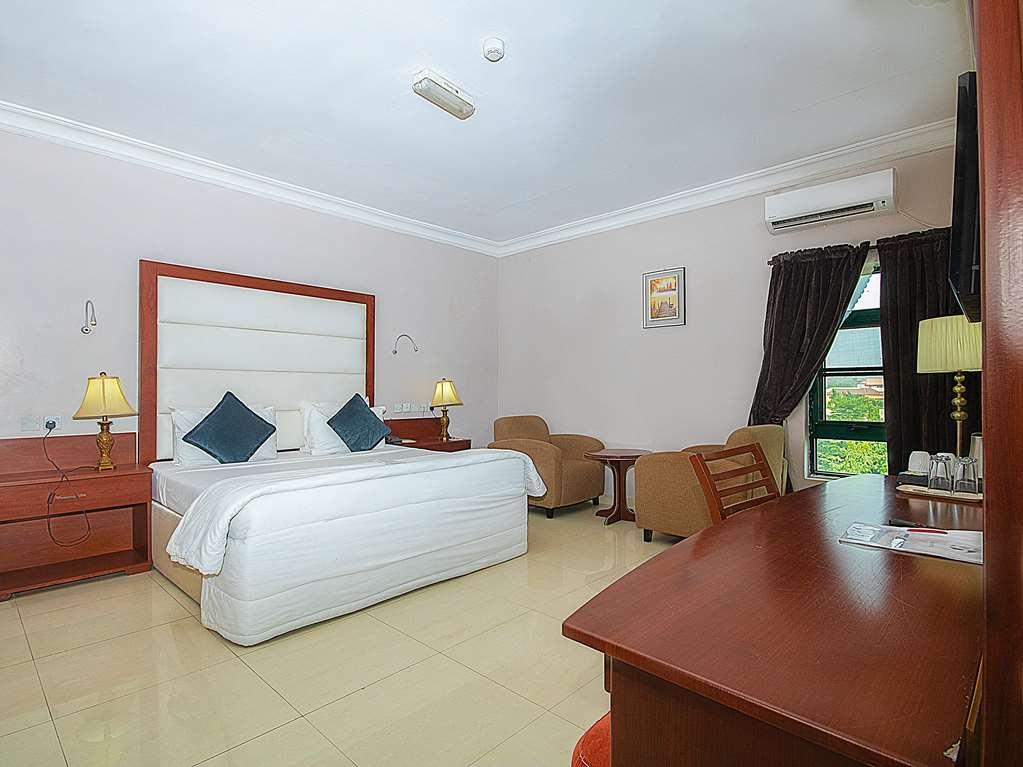 Denis Hotel Abuja Mobushipe Room photo