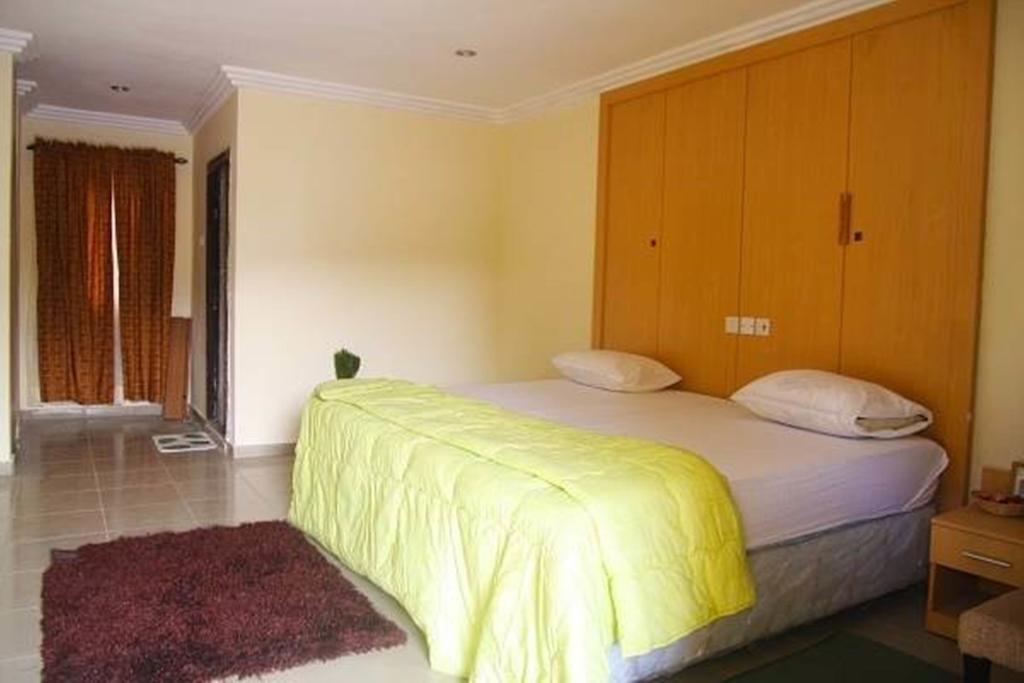 Denis Hotel Abuja Mobushipe Exterior photo