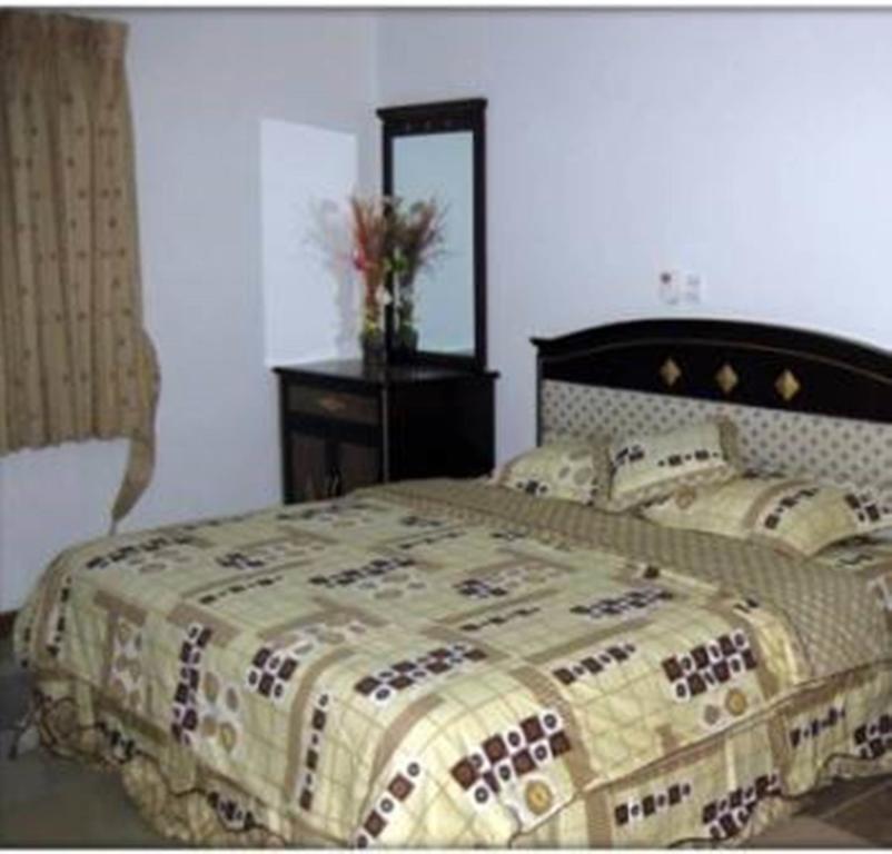 Denis Hotel Abuja Mobushipe Exterior photo