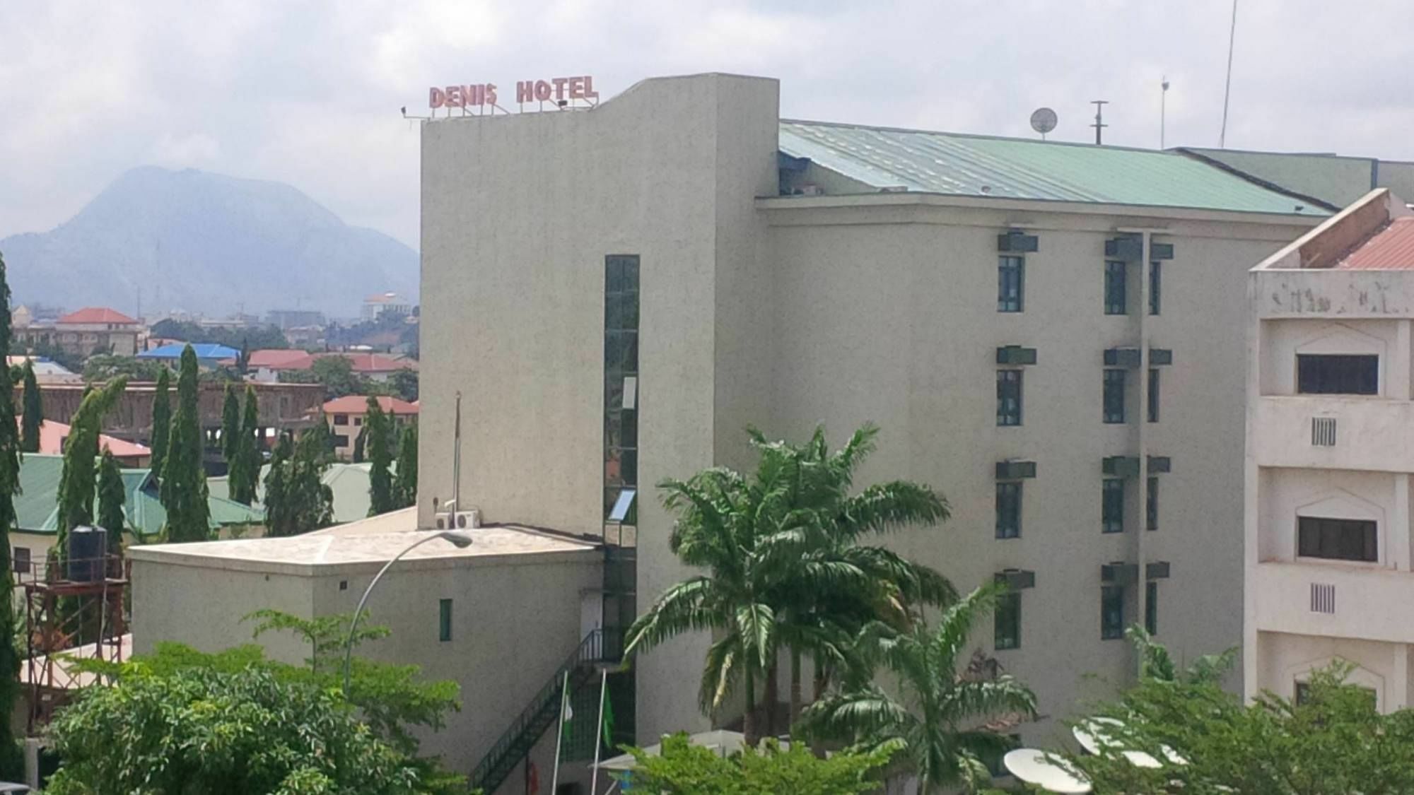 Denis Hotel Abuja Mobushipe Exterior photo